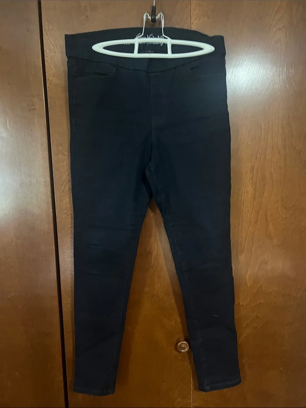 Gloria Vanderbilt Women's Skinny Jeans in Black